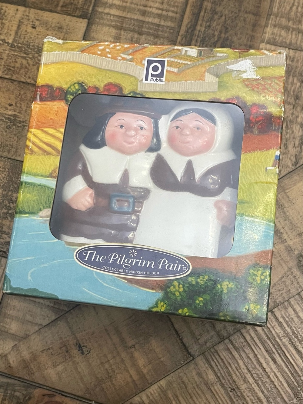 vintage 2002 Publix "The Pilgrim Pair" ceramic napkin holder